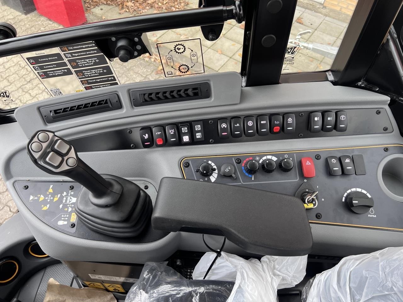 Radlader tip JCB 409 AGRI, Gebrauchtmaschine in Viborg (Poză 10)