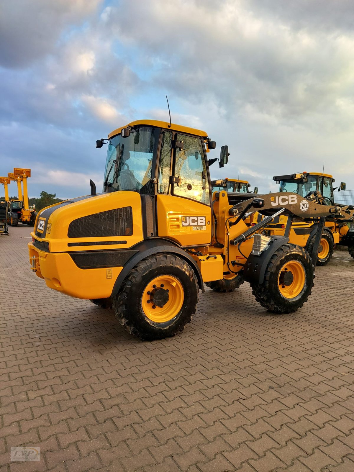 Radlader des Typs JCB 409 Agri, Neumaschine in Pegnitz (Bild 2)