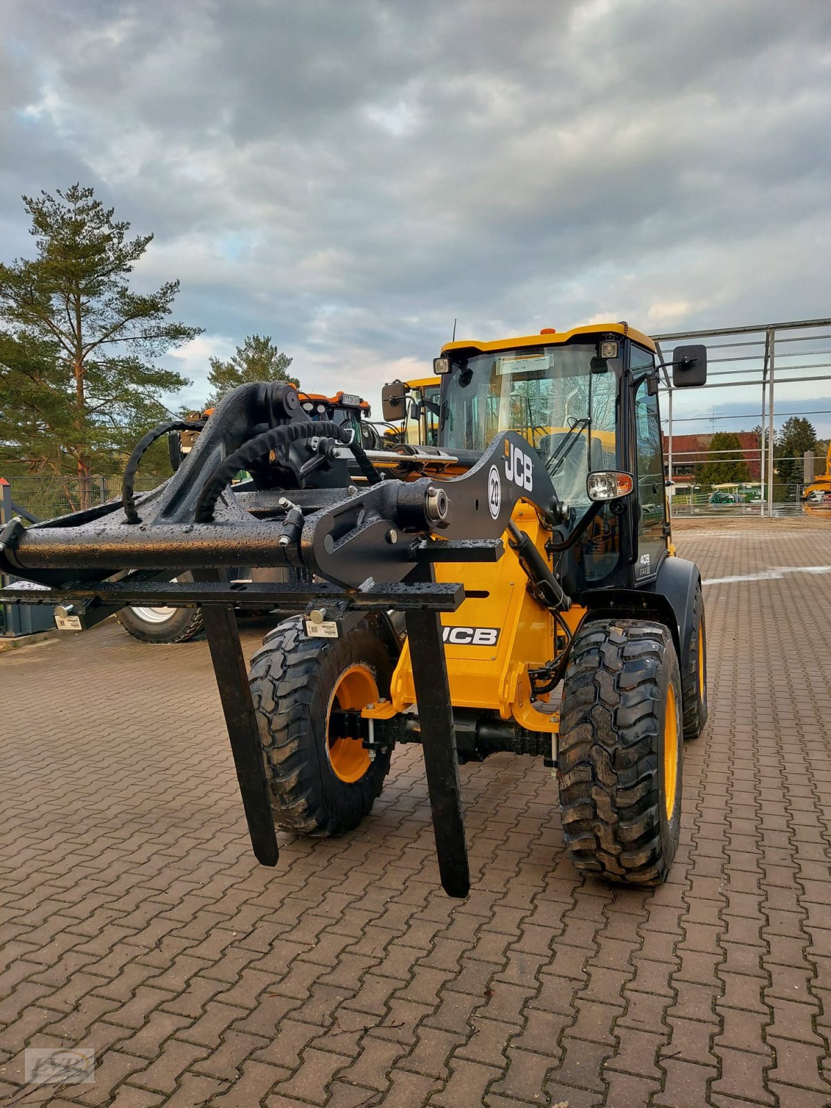 Radlader des Typs JCB 409 Agri, Neumaschine in Pegnitz (Bild 5)