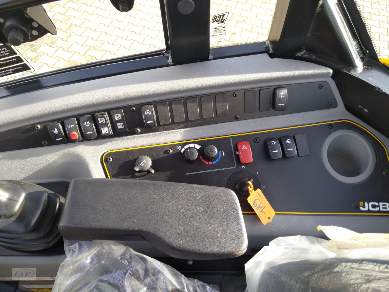 Radlader типа JCB 409 Demo, Gebrauchtmaschine в Pegnitz (Фотография 12)