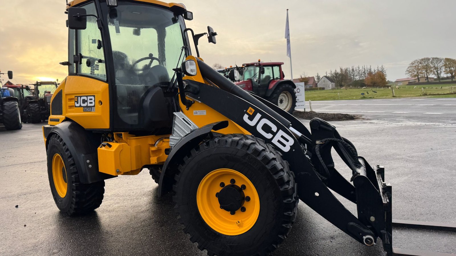 Radlader of the type JCB 409 KUN 18 TIMER!, Gebrauchtmaschine in Nørager (Picture 15)