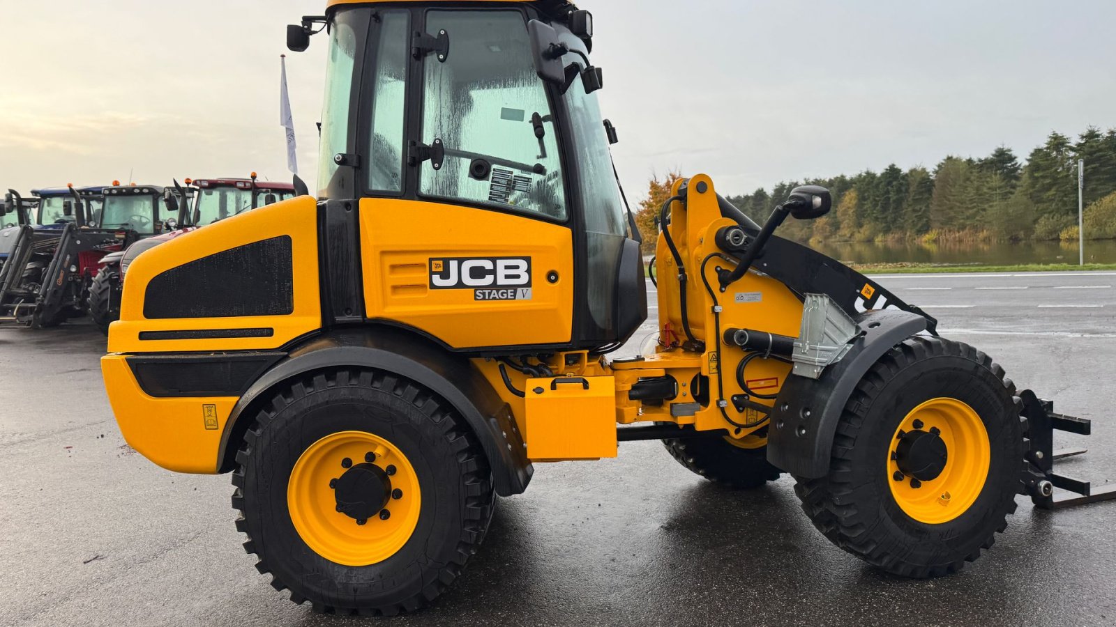 Radlader of the type JCB 409 KUN 18 TIMER!, Gebrauchtmaschine in Nørager (Picture 13)