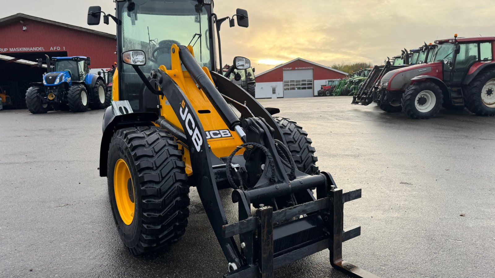 Radlader of the type JCB 409 KUN 18 TIMER!, Gebrauchtmaschine in Nørager (Picture 16)