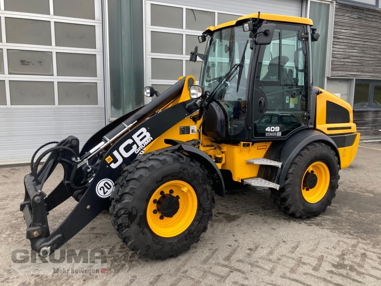 Radlader des Typs JCB 409 Stufe V, Neumaschine in Friedberg-Derching (Bild 1)