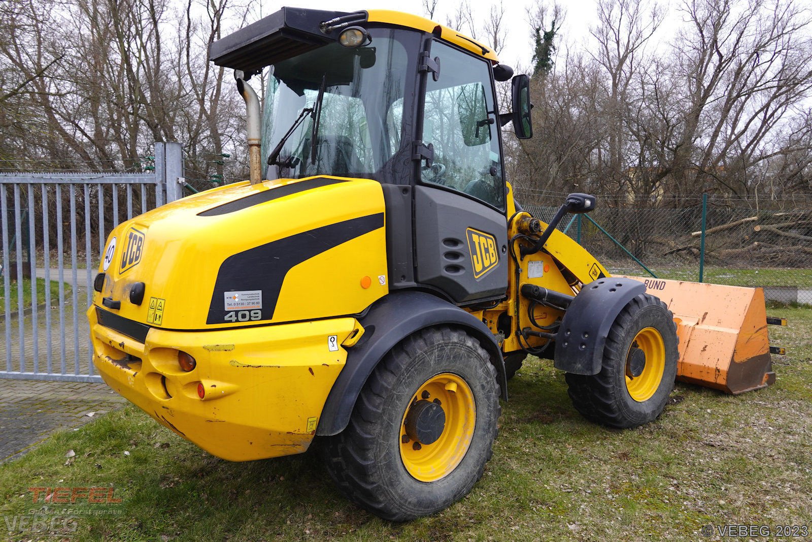 Radlader des Typs JCB 409, Gebrauchtmaschine in Veitsbronn (Bild 2)