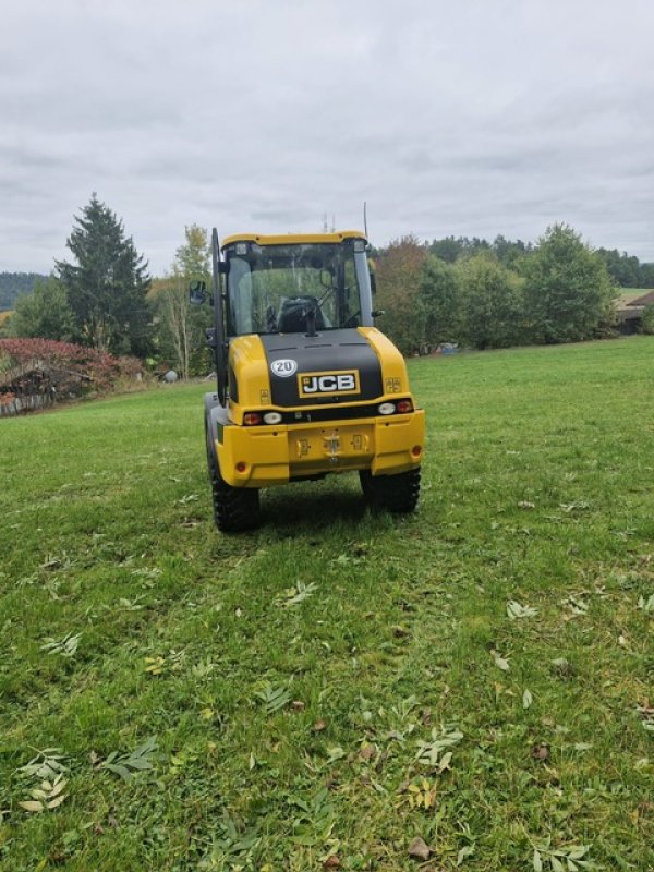 Radlader typu JCB 409, Gebrauchtmaschine v Prackenbach (Obrázek 3)