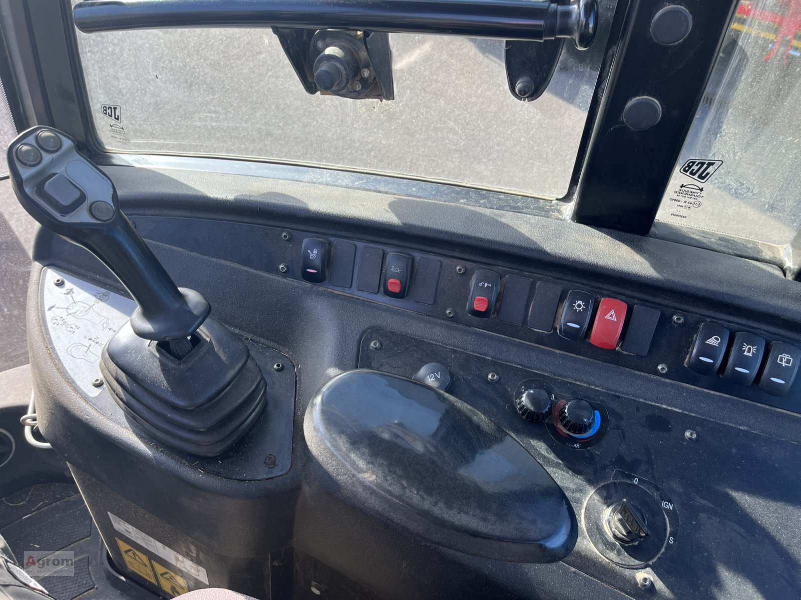 Radlader typu JCB 409, Gebrauchtmaschine v Herrenberg-Gültstein (Obrázek 17)