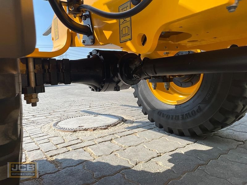 Radlader des Typs JCB 409, Gebrauchtmaschine in Frechen (Bild 18)