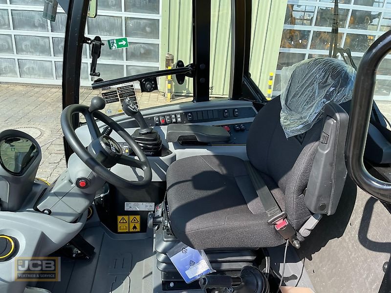 Radlader des Typs JCB 409, Gebrauchtmaschine in Frechen (Bild 13)