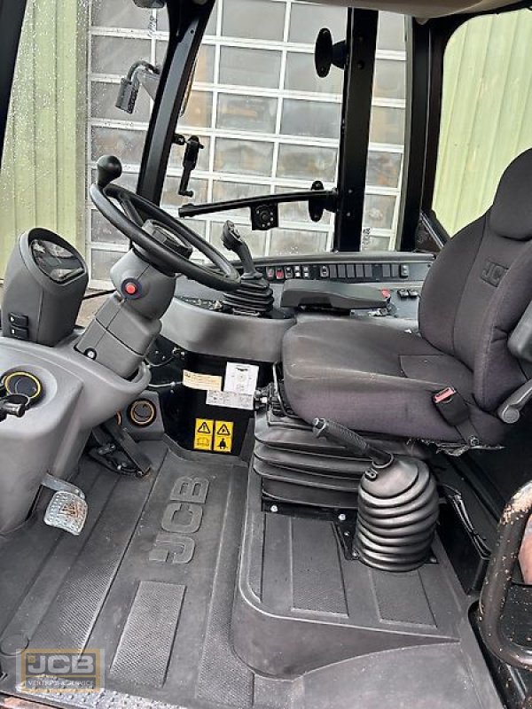 Radlader des Typs JCB 409, Gebrauchtmaschine in Frechen (Bild 6)