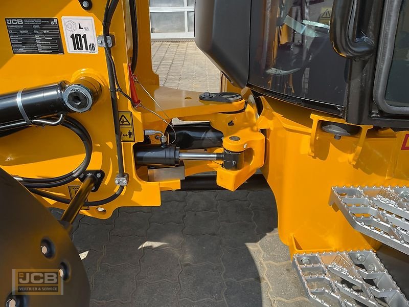 Radlader des Typs JCB 409, Gebrauchtmaschine in Frechen (Bild 7)