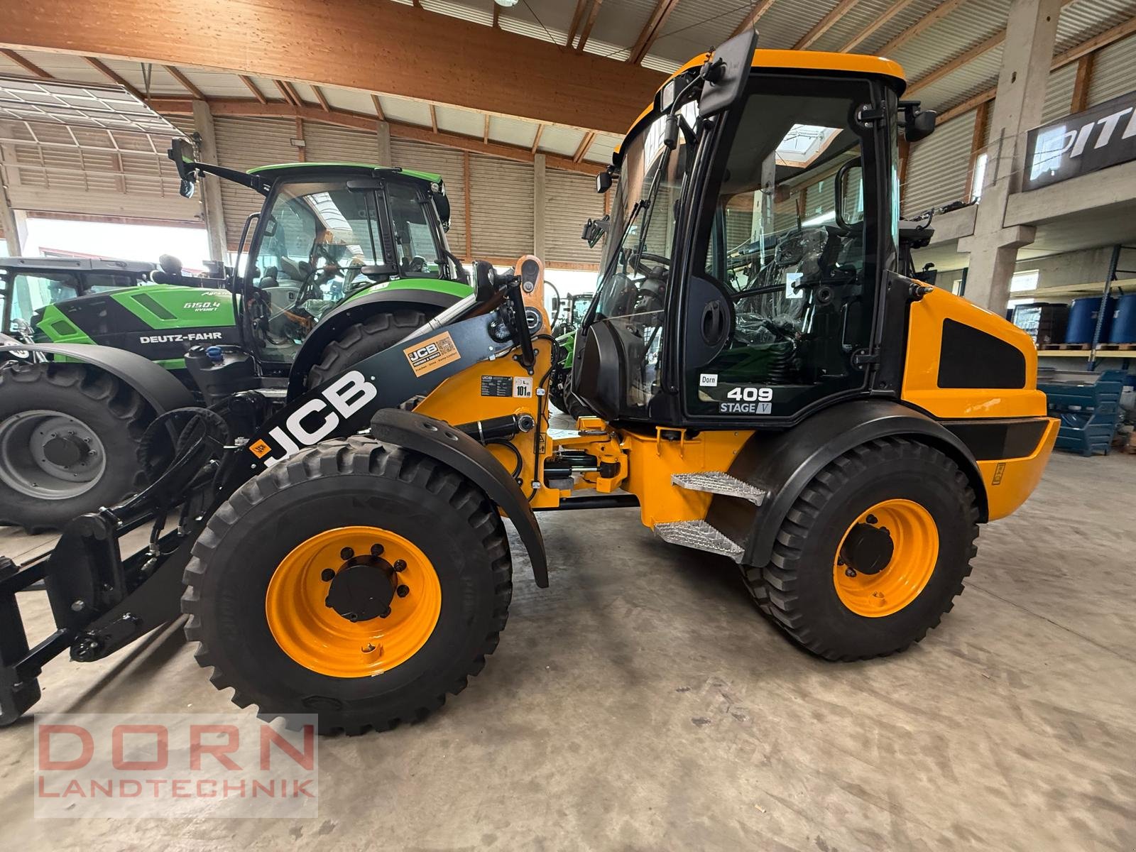 Radlader des Typs JCB 409, Gebrauchtmaschine in Bruckberg (Bild 2)