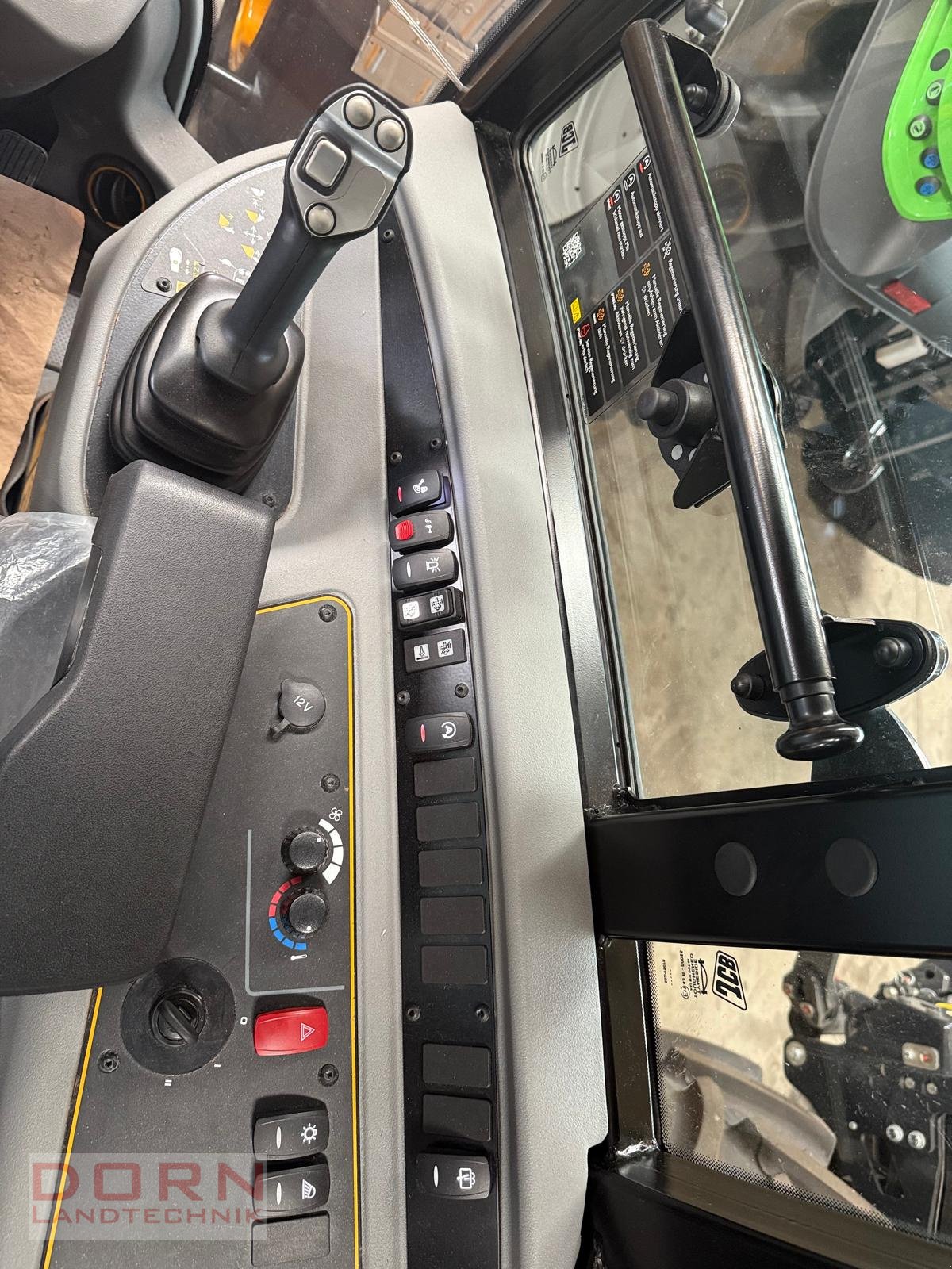 Radlader des Typs JCB 409, Gebrauchtmaschine in Bruckberg (Bild 8)