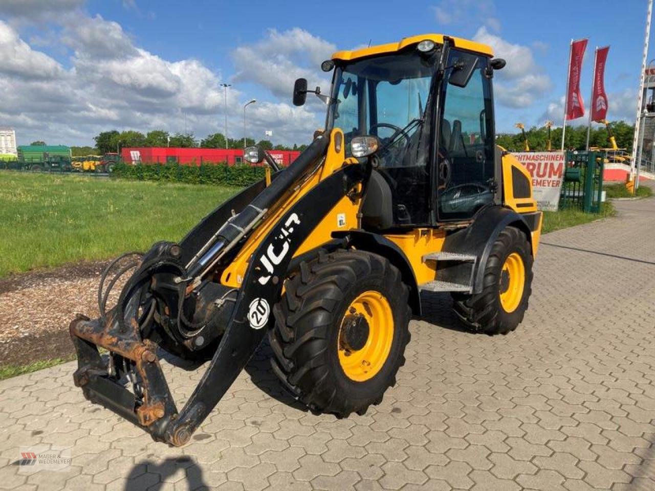 Radlader des Typs JCB 409, Gebrauchtmaschine in Oyten (Bild 1)