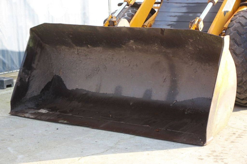 Radlader of the type JCB 411, Gebrauchtmaschine in Antwerpen (Picture 10)