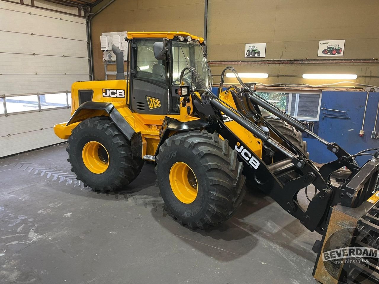 Radlader des Typs JCB 426 AGRI, Gebrauchtmaschine in Vriezenveen (Bild 1)