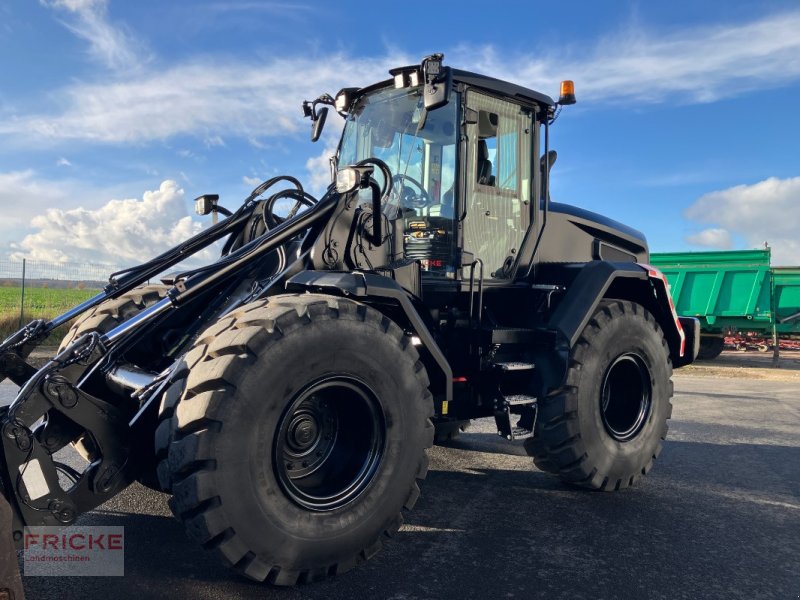 Radlader van het type JCB 427 Agri T4F *mit Hochkippschaufel*, Gebrauchtmaschine in Demmin (Foto 1)