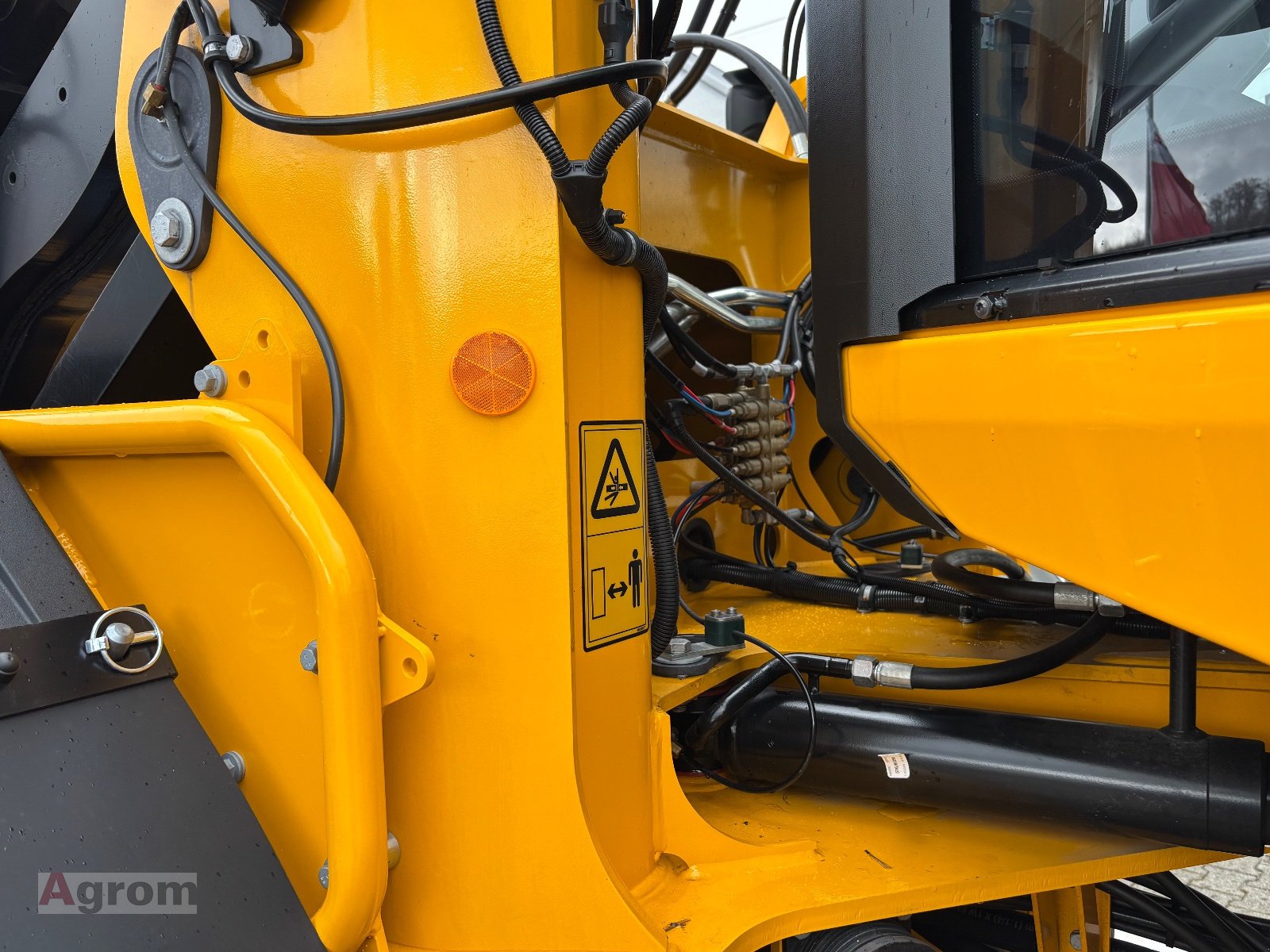 Radlader a típus JCB 427 HT Agri, Neumaschine ekkor: Gesingen (Kép 8)