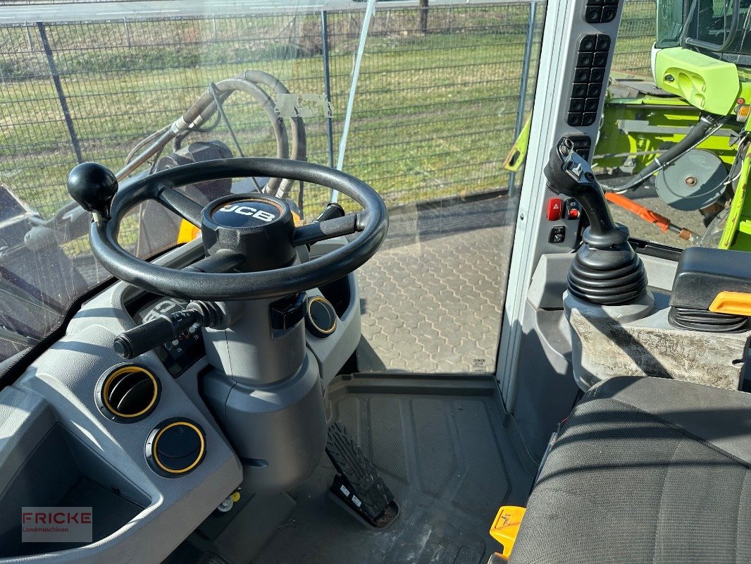 Radlader des Typs JCB 427 HT   inklusive Schaufel, Gebrauchtmaschine in Bockel - Gyhum (Bild 14)