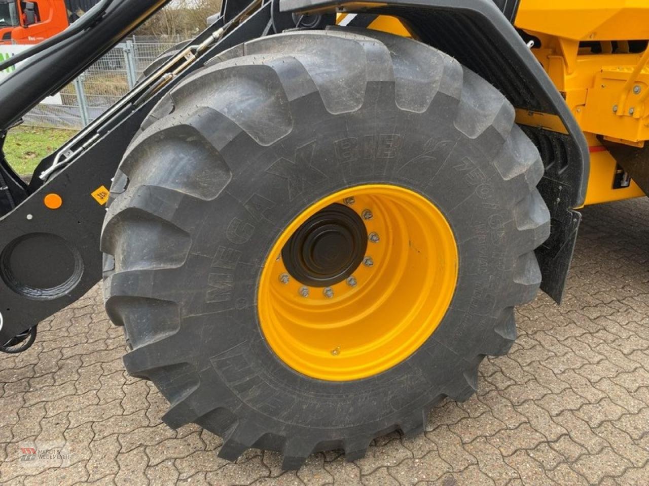 Radlader des Typs JCB 437 HT FARM MASTER, Neumaschine in Oyten (Bild 6)