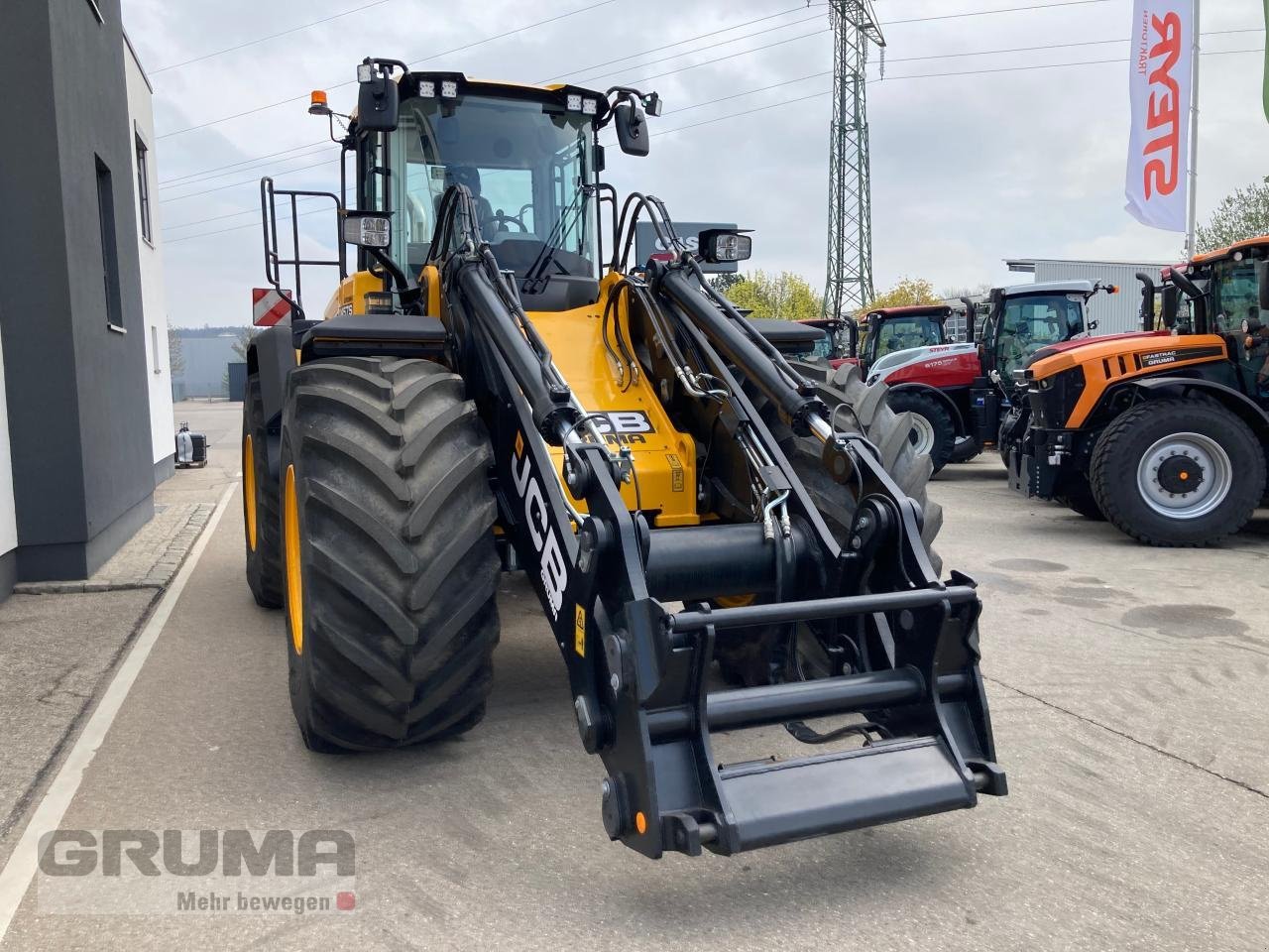 Radlader des Typs JCB 457 S Agri Stufe V, Gebrauchtmaschine in Friedberg-Derching (Bild 2)