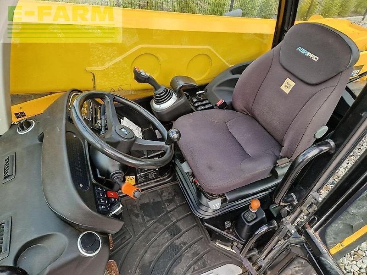 Radlader tip JCB 531-70 agripro dualtech vt, Gebrauchtmaschine in ZELOW (Poză 5)