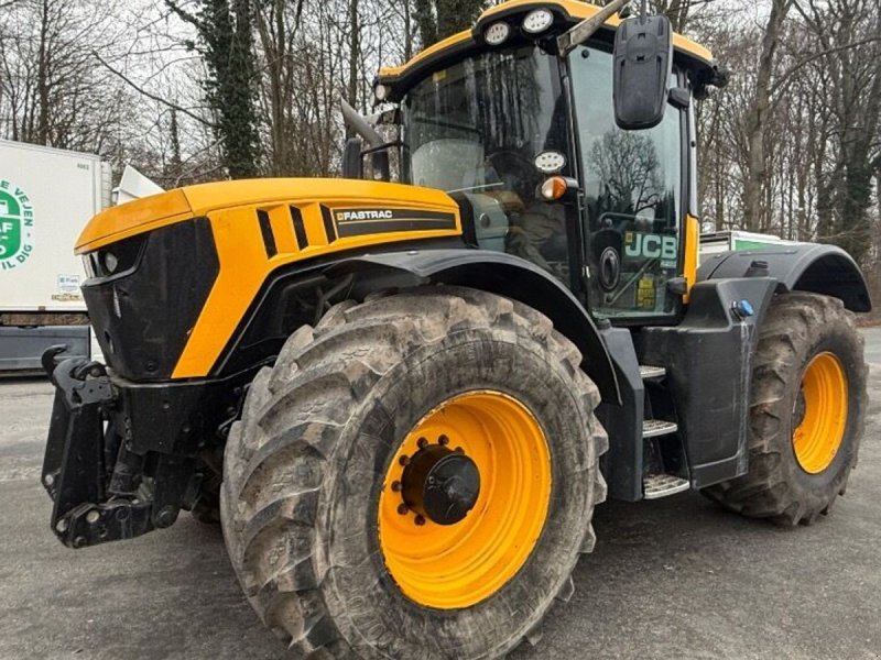 Radlader от тип JCB Fastrac 4220, Gebrauchtmaschine в Rødovre