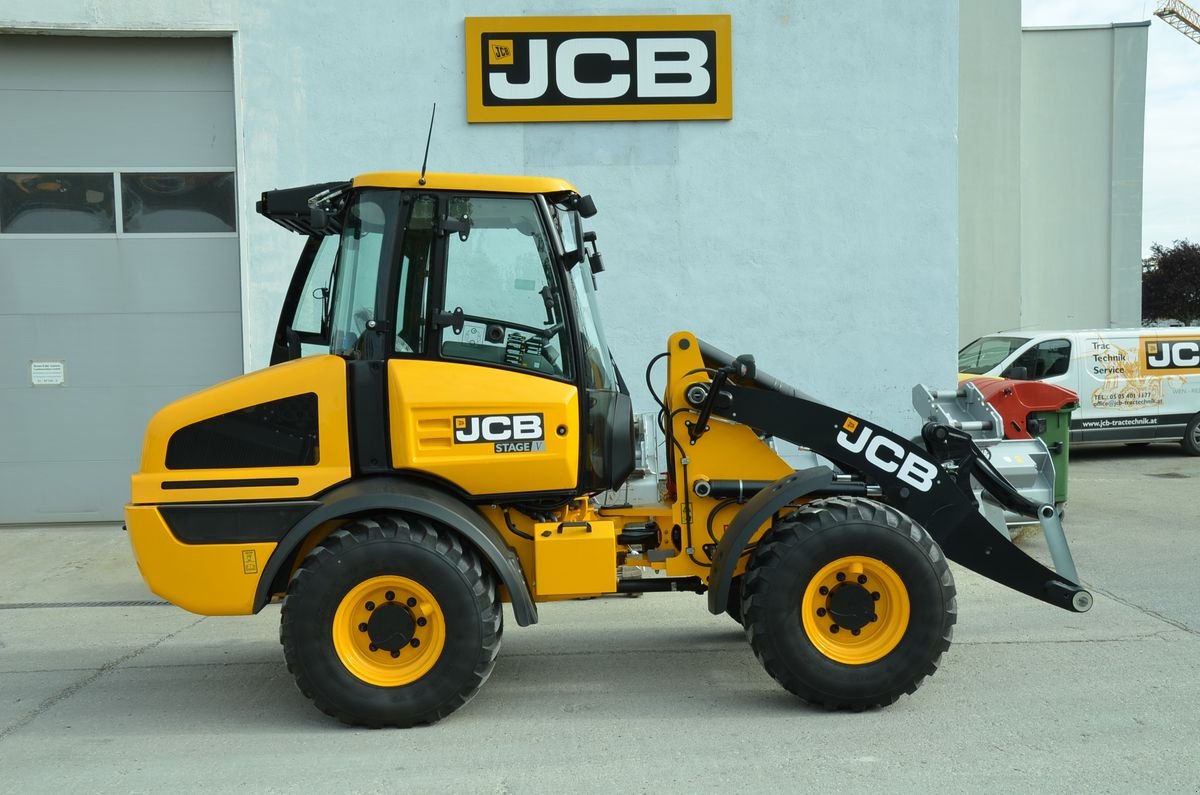 Radlader des Typs JCB Radlader 409, Neumaschine in Wien (Bild 8)