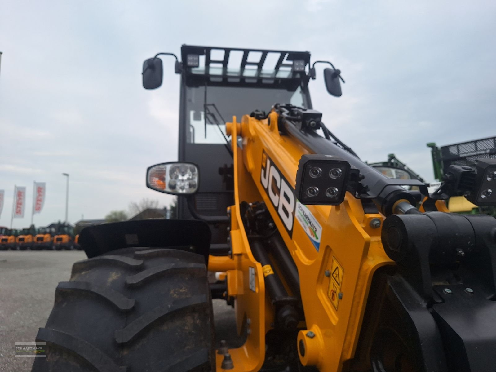 Radlader du type JCB TM 110, Neumaschine en Gampern (Photo 13)