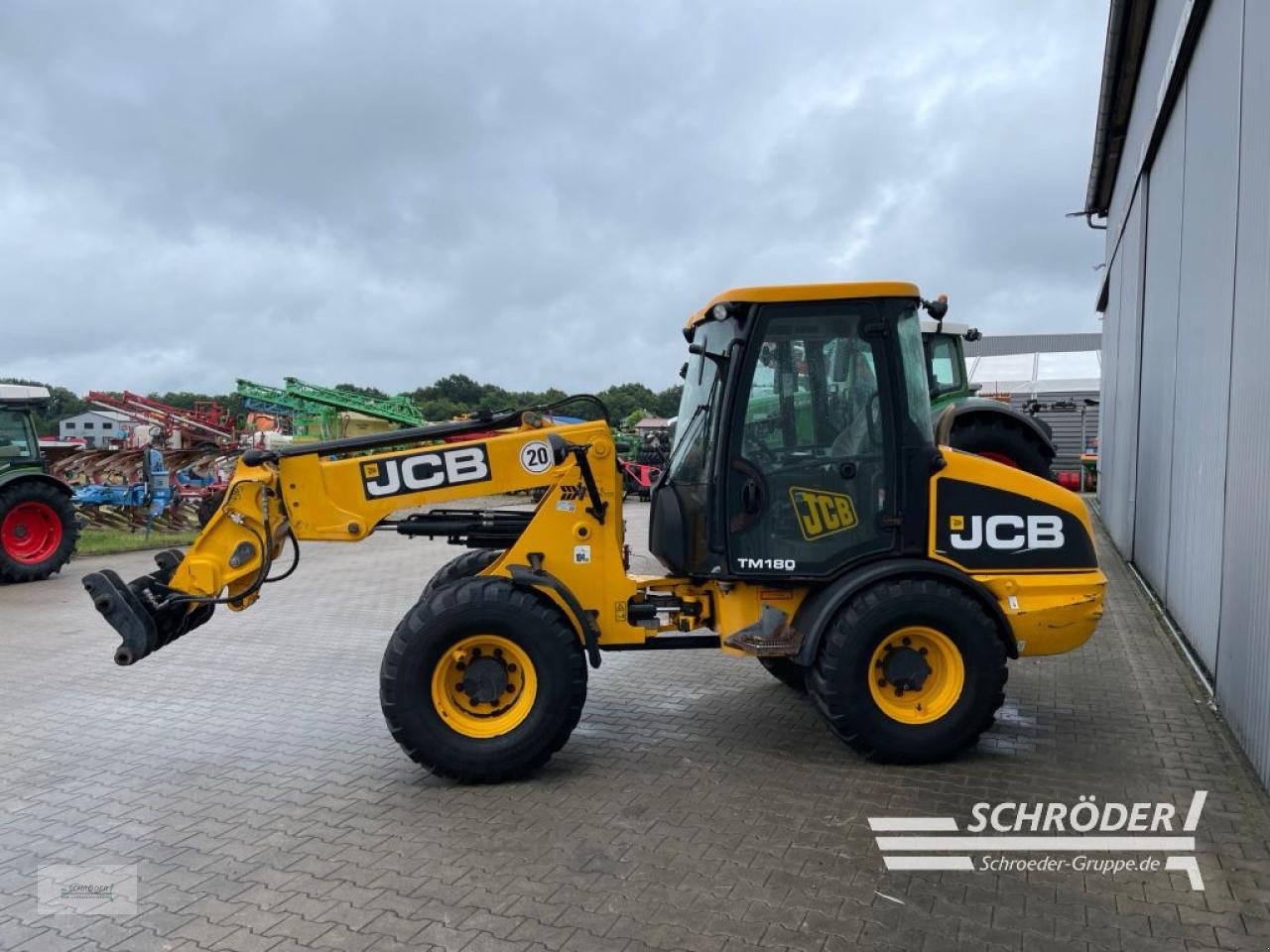 Radlader of the type JCB TM 180 AGRI, Gebrauchtmaschine in Wildeshausen (Picture 4)
