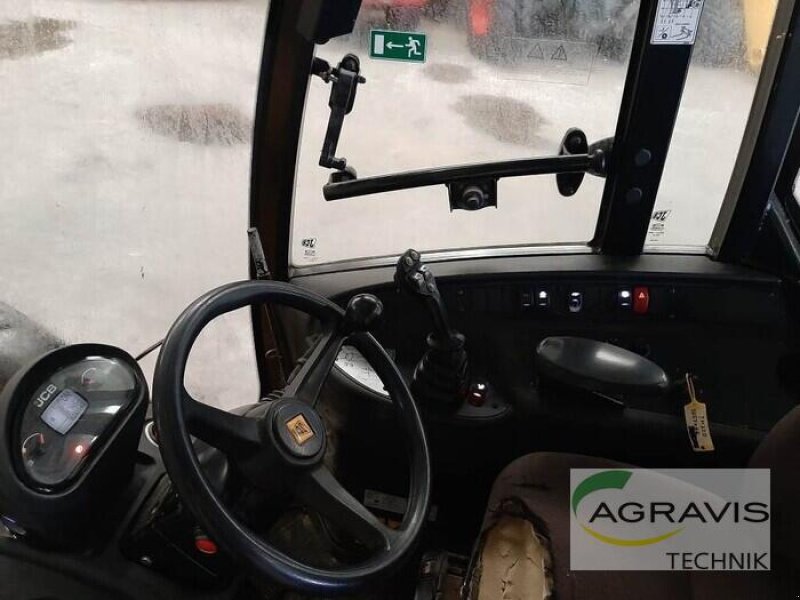 Radlader typu JCB TM 220, Gebrauchtmaschine w Calbe / Saale (Zdjęcie 11)