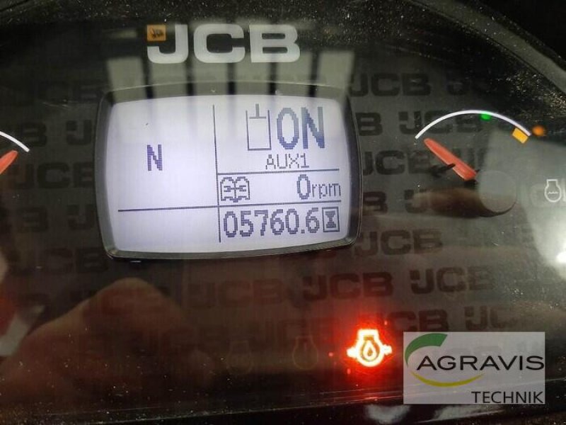 Radlader typu JCB TM 220, Gebrauchtmaschine w Calbe / Saale (Zdjęcie 10)