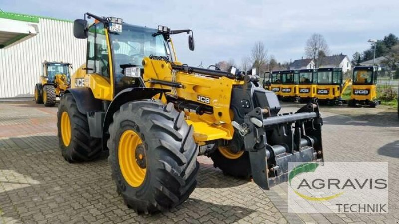 Radlader des Typs JCB TM 420 S, Gebrauchtmaschine in Uelzen (Bild 4)