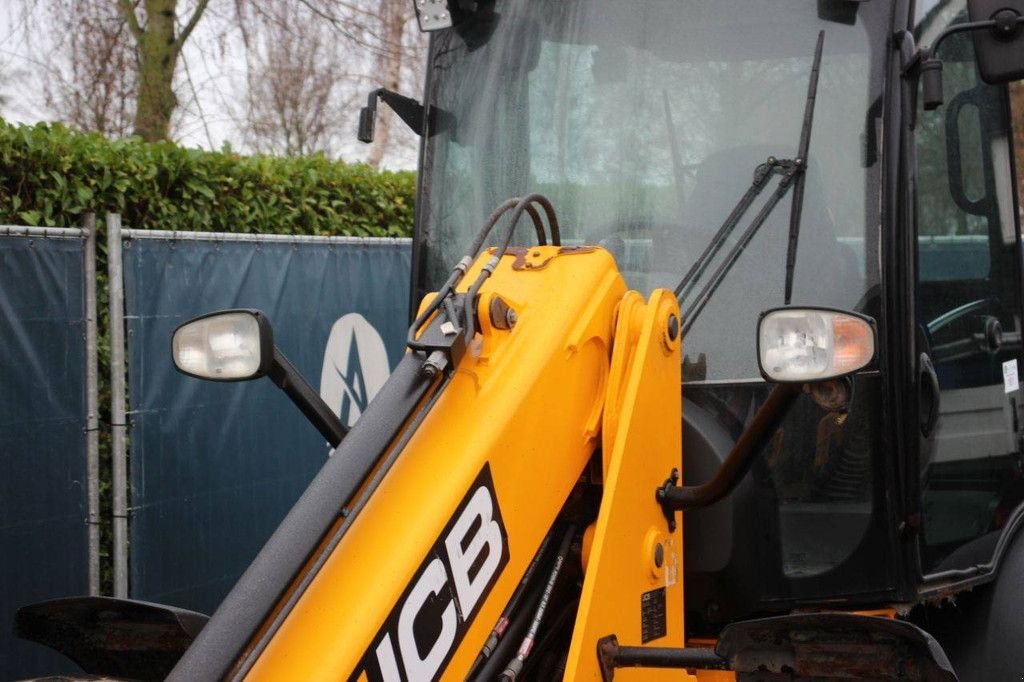 Radlader del tipo JCB TM220, Gebrauchtmaschine In Antwerpen (Immagine 11)