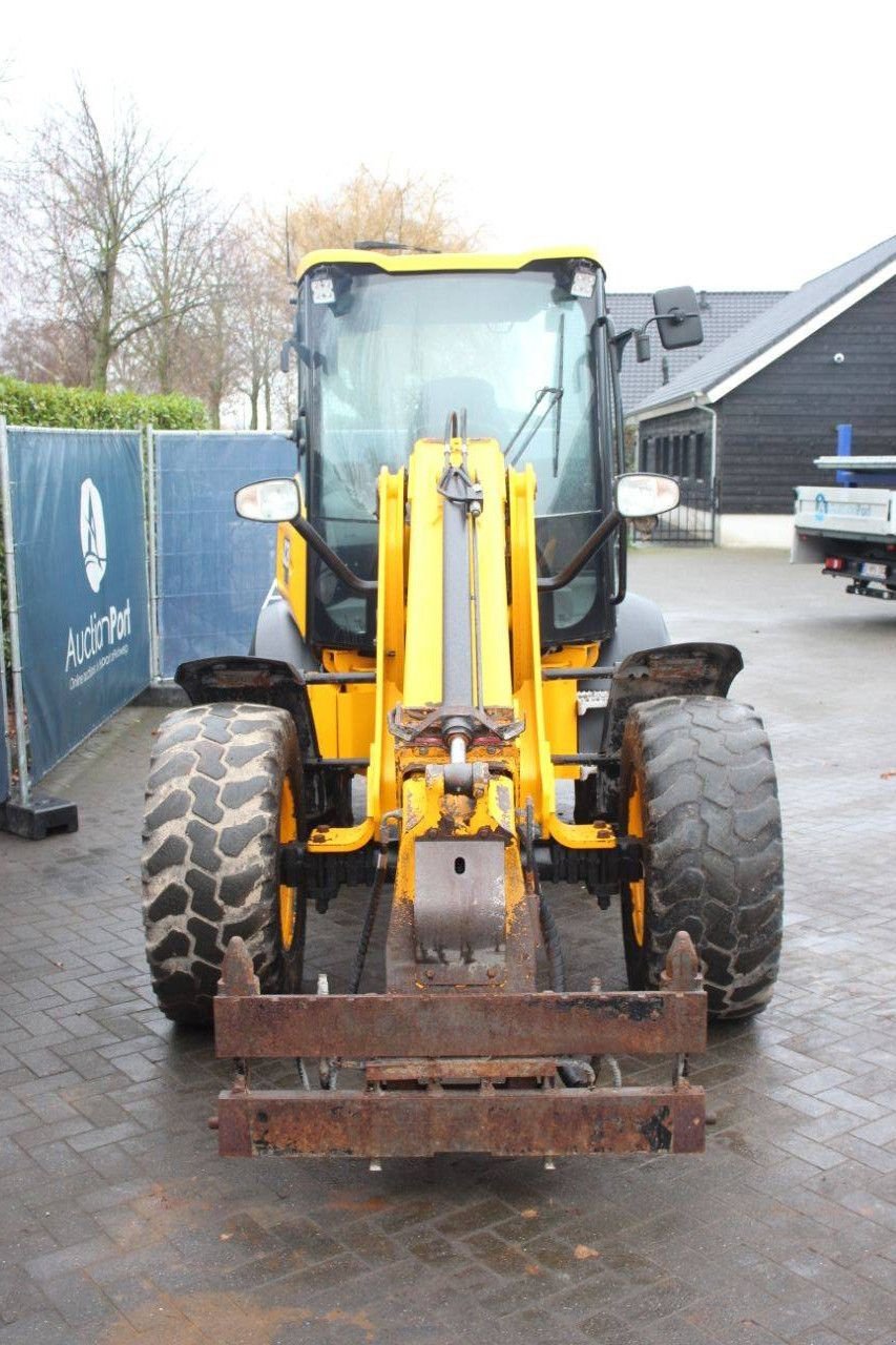 Radlader del tipo JCB TM220, Gebrauchtmaschine In Antwerpen (Immagine 8)