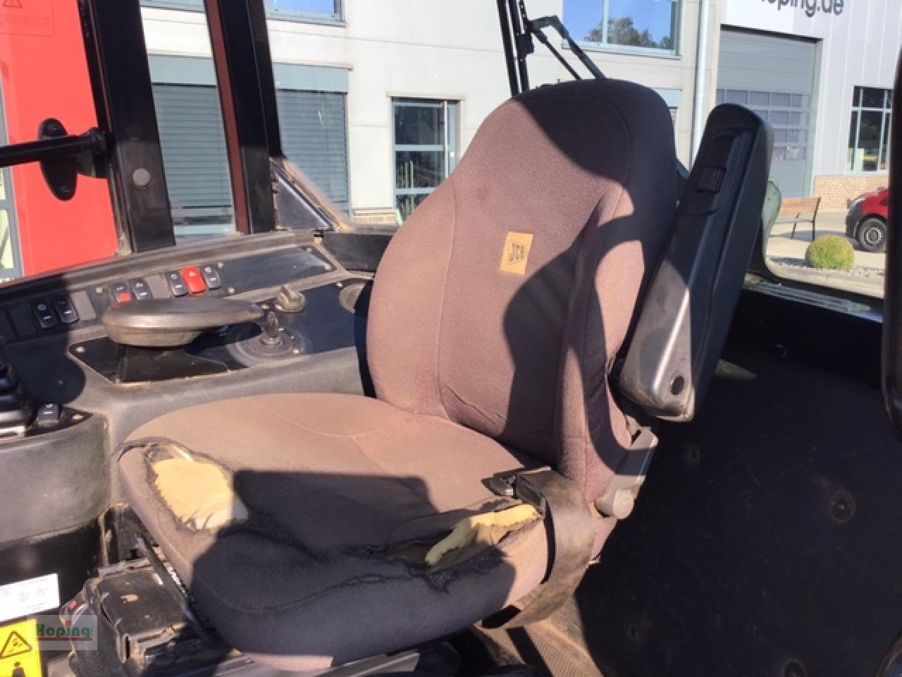 Radlader of the type JCB TM220, Mietmaschine in Bakum (Picture 9)