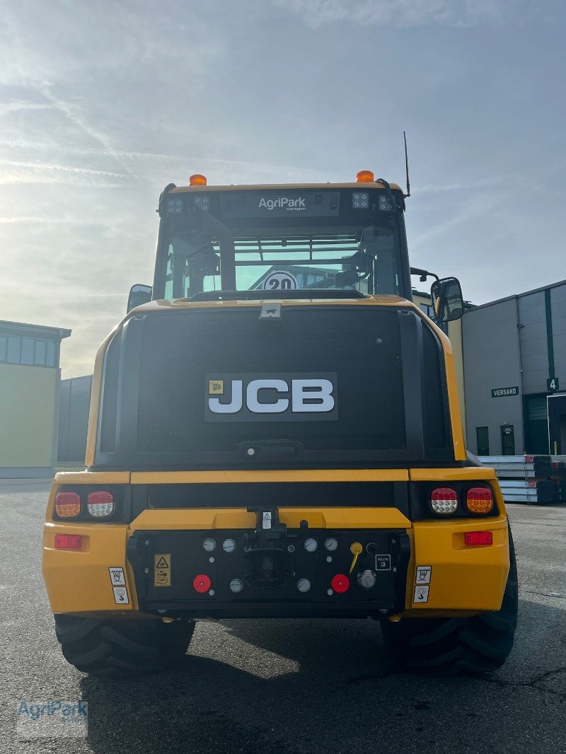 Radlader typu JCB TM280 AGRI STUFEV Demomaschine Teleskopradlader, Gebrauchtmaschine v Kirchdorf (Obrázek 8)