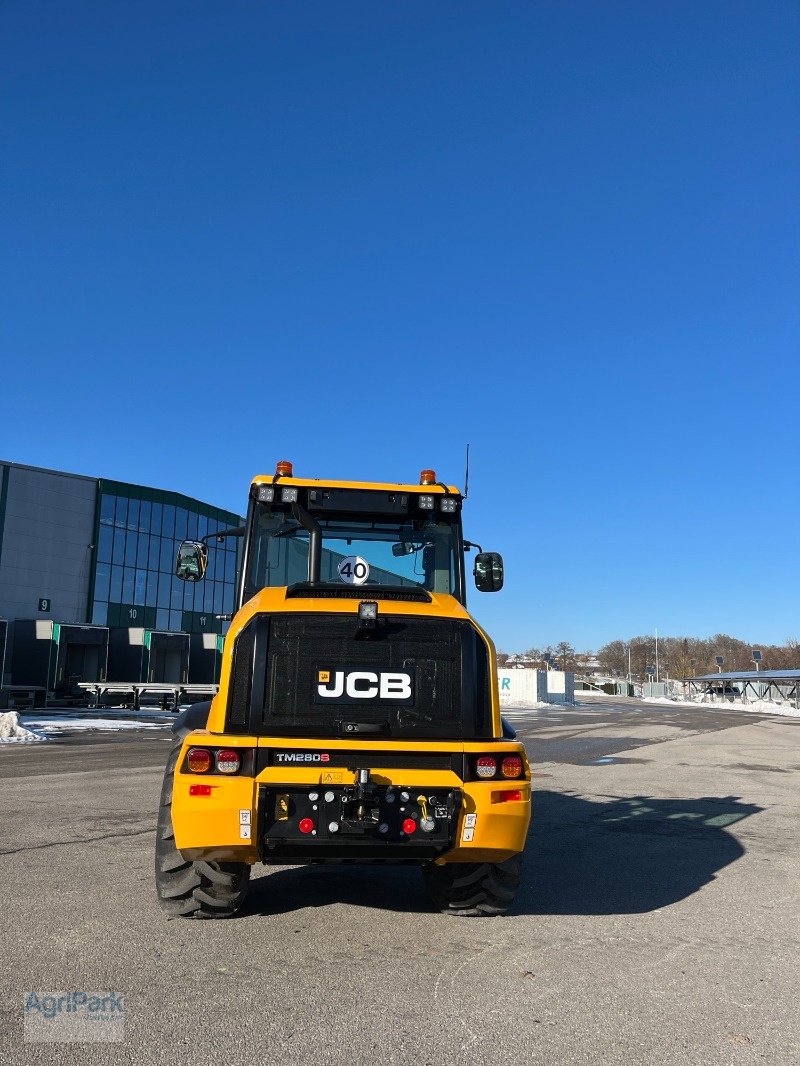 Radlader of the type JCB TM280S AGRI STUFE V, Neumaschine in Kirchdorf (Picture 3)