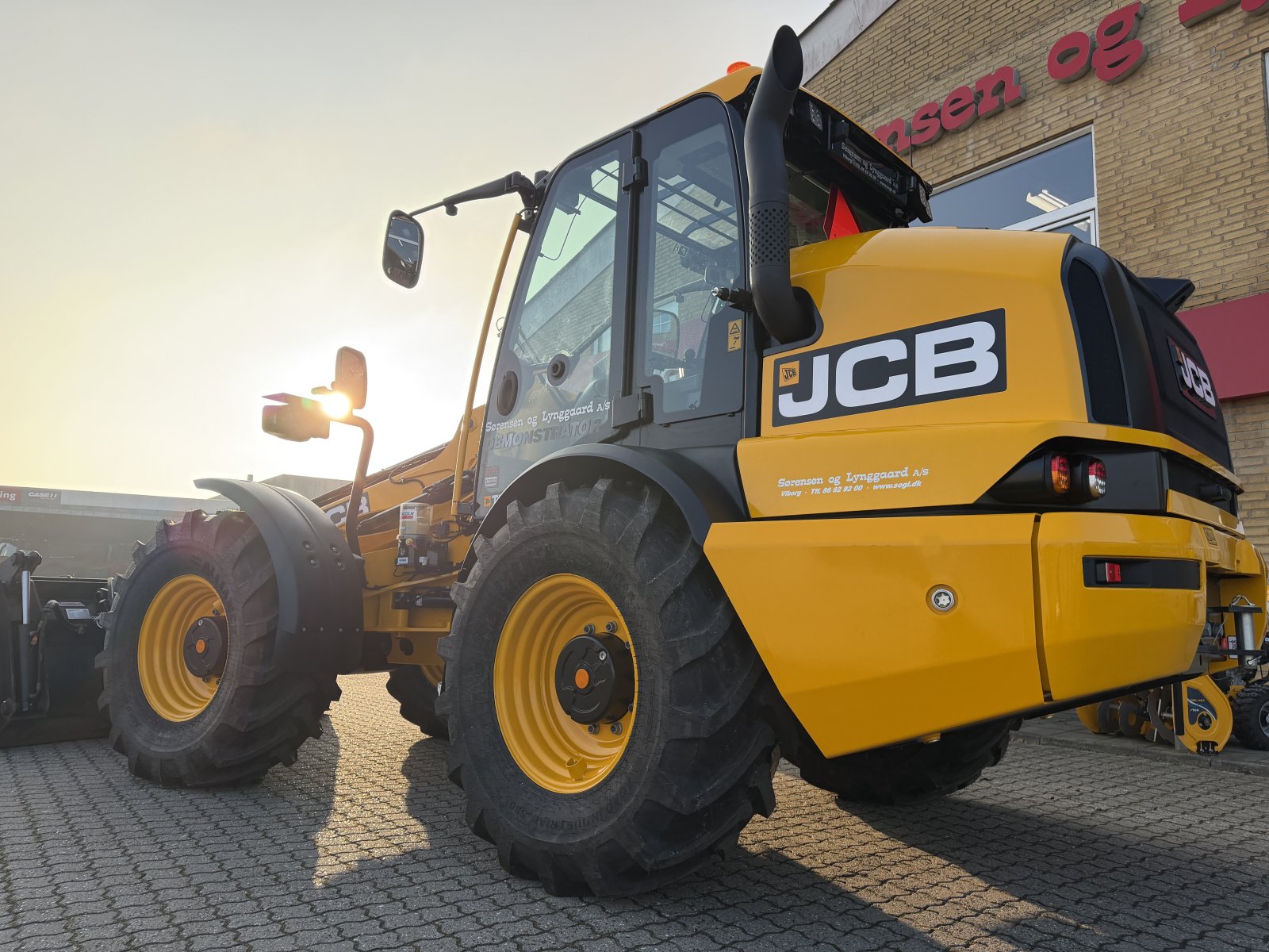 Radlader du type JCB TM320, Gebrauchtmaschine en Viborg (Photo 9)
