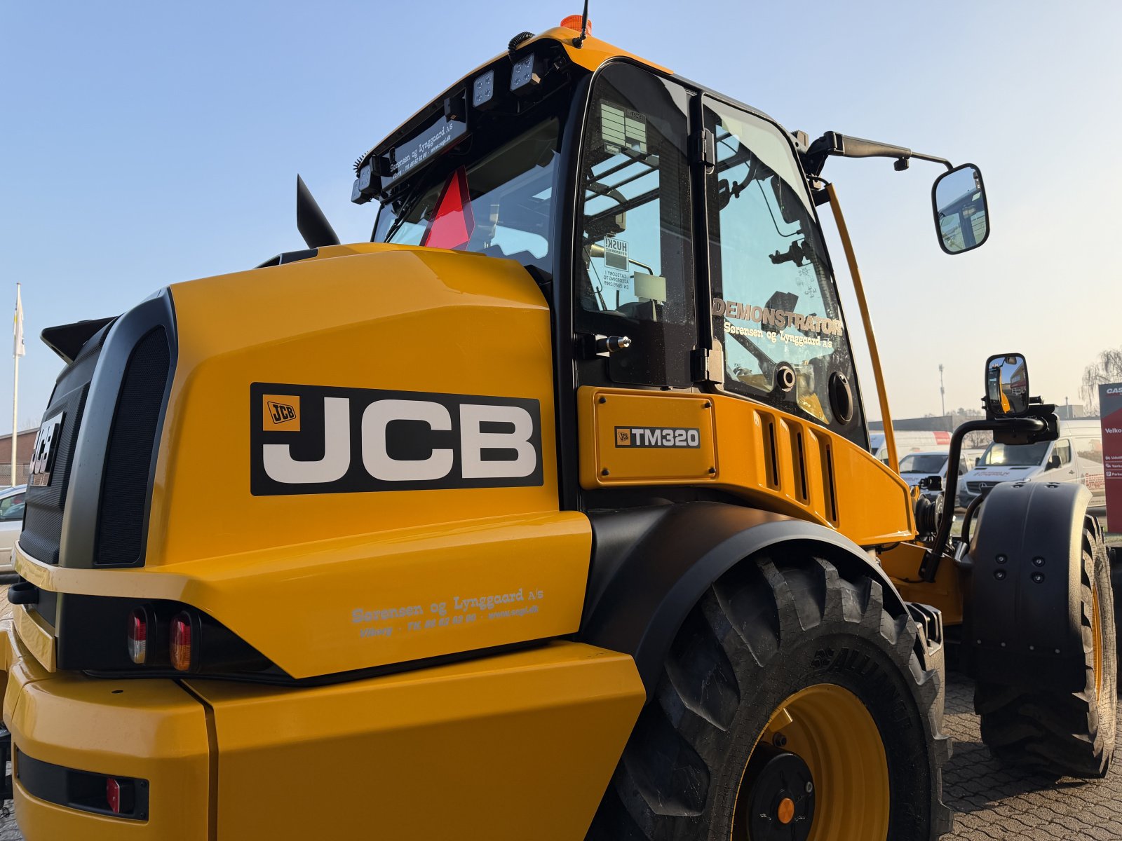 Radlader du type JCB TM320, Gebrauchtmaschine en Viborg (Photo 10)