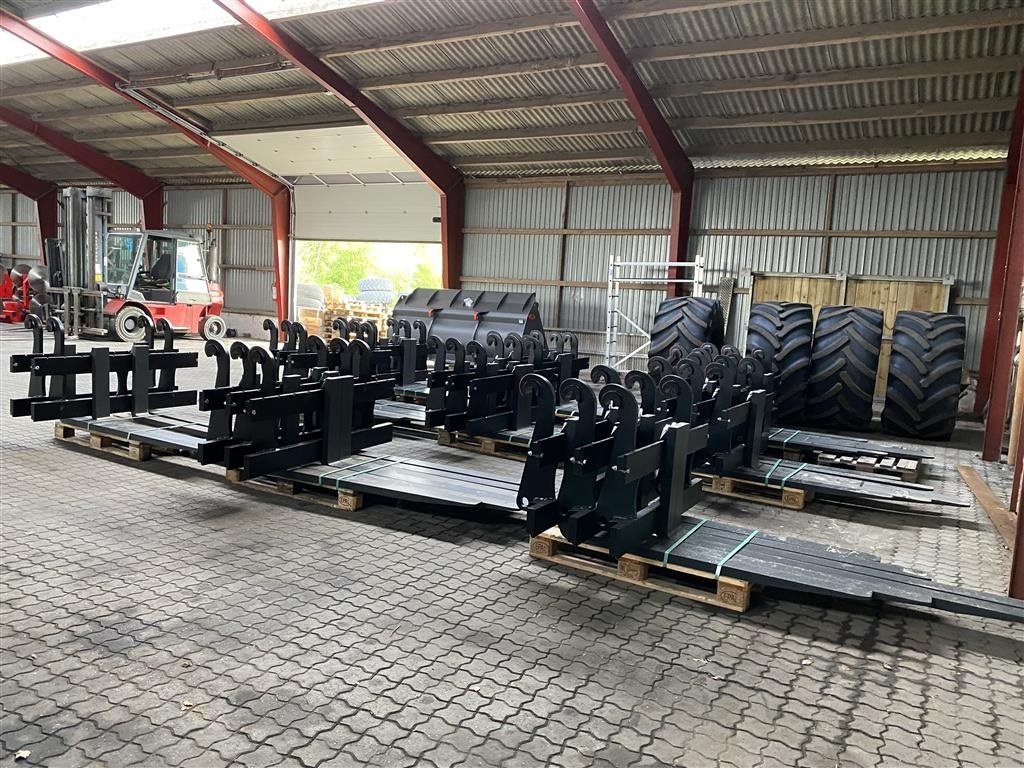 Radlader des Typs JST Pallegafler 5 TONS MED VOLVO BM BESLAG! FABRIKSNY!, Gebrauchtmaschine in Nørager (Bild 8)