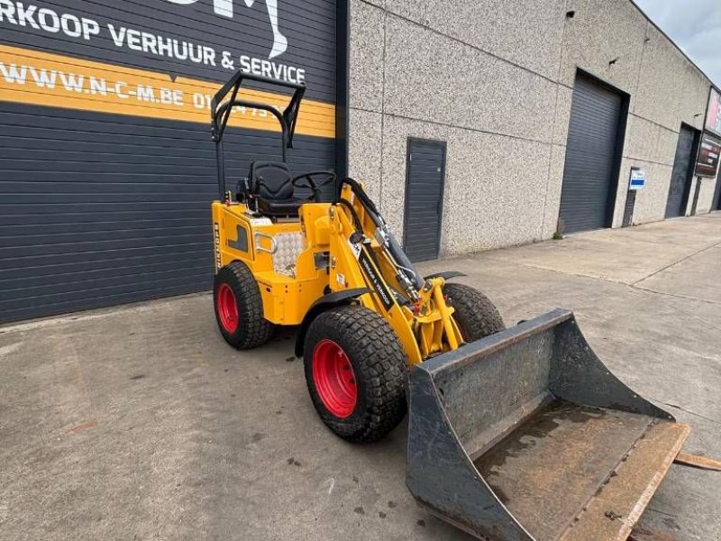 Radlader des Typs Knikmops KM 130, Gebrauchtmaschine in Booischot (Bild 1)