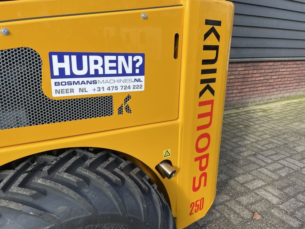 Radlader des Typs Knikmops KM250 minishovel / kniklader, Gebrauchtmaschine in Neer (Bild 4)