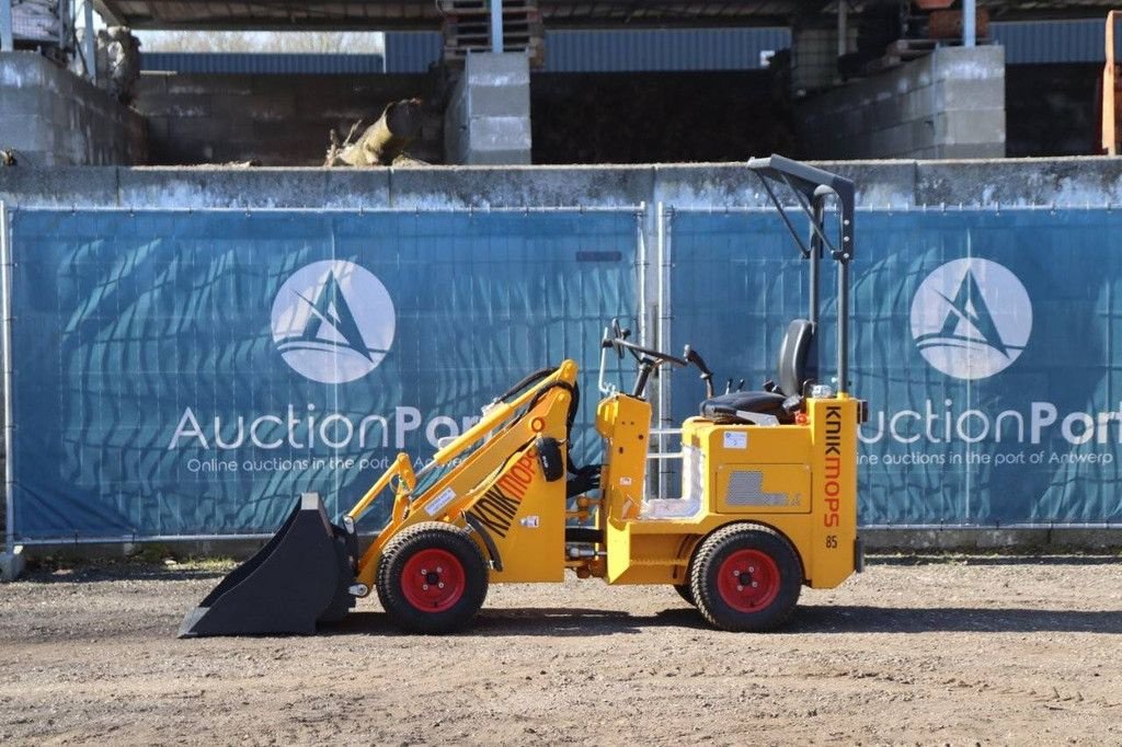 Radlader of the type Knikmops KM85, Neumaschine in Antwerpen (Picture 1)