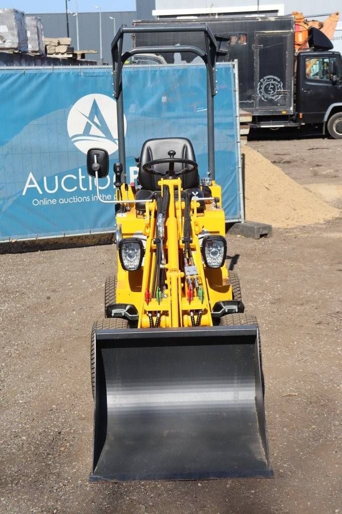 Radlader of the type Knikmops KM85, Neumaschine in Antwerpen (Picture 9)