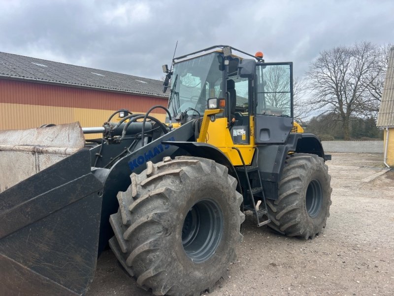 Radlader typu Komatsu WA 320-5, Gebrauchtmaschine v Mern (Obrázek 1)