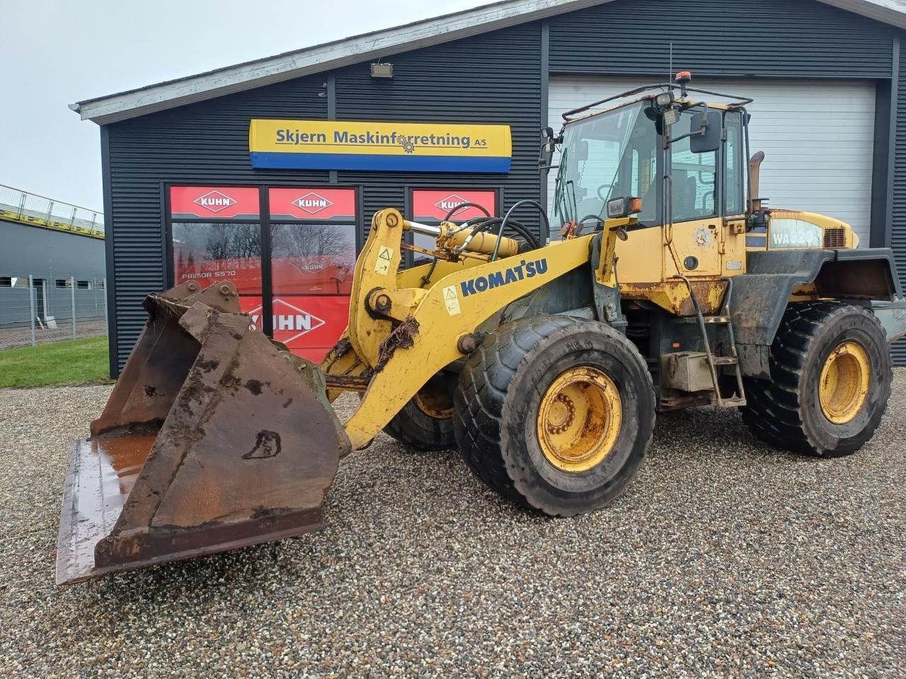 Radlader of the type Komatsu WA 320, Gebrauchtmaschine in Skjern (Picture 1)