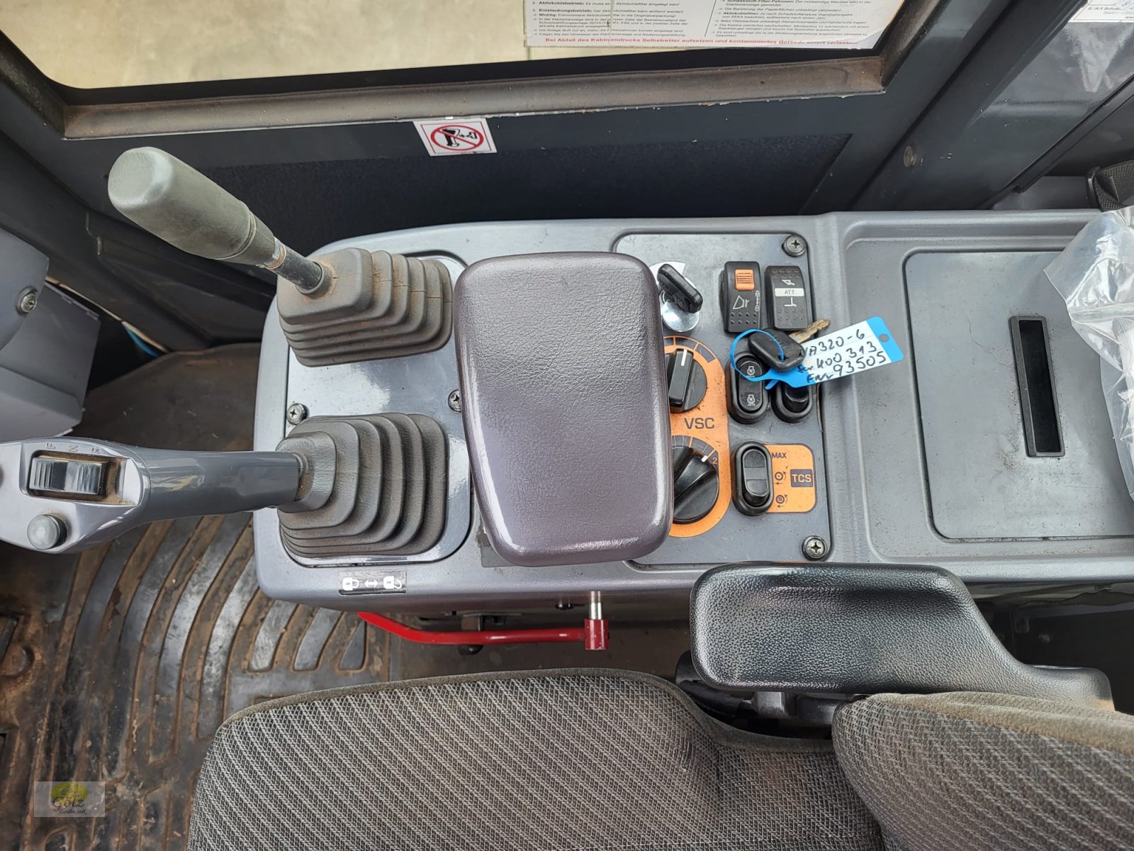 Radlader des Typs Komatsu WA 320, Gebrauchtmaschine in Brombachtal (Bild 4)