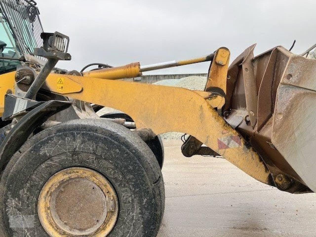 Radlader typu Komatsu WA 380--8E0, Gebrauchtmaschine v Pragsdorf (Obrázek 5)