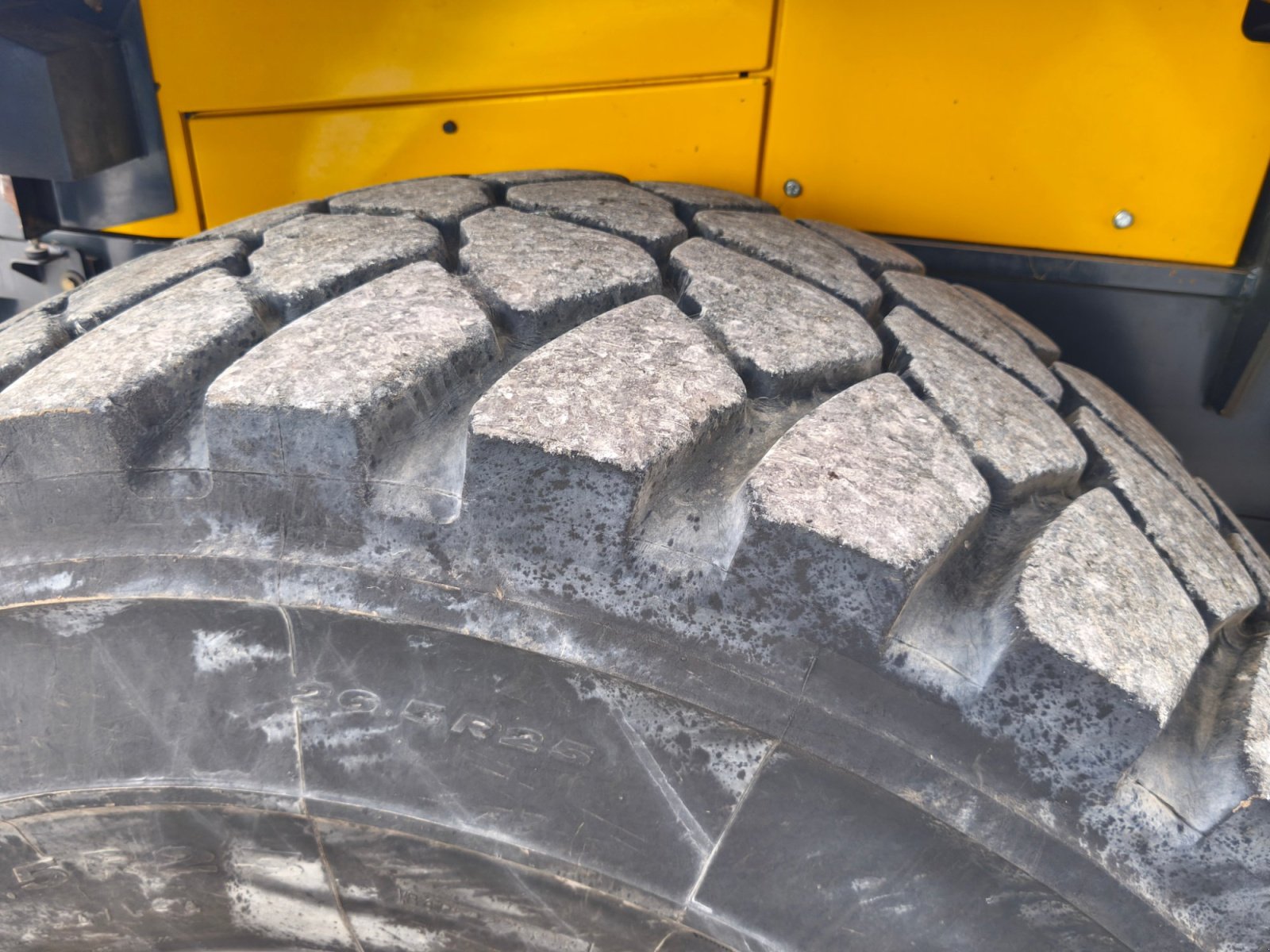 Radlader Türe ait Komatsu WA 470-6, Gebrauchtmaschine içinde Großschönbrunn (resim 16)